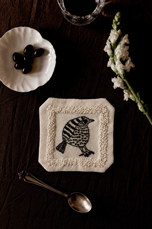 Petits rituels N°1 - embroidered textile coaster