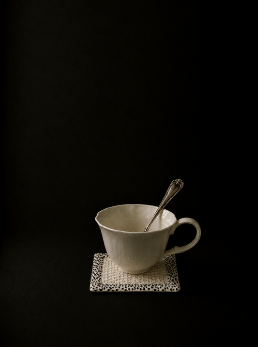 Petits rituels N°4 - embroidered textile coaster